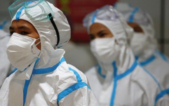 Hundreds of Indonesian healthcare workers contract COVID-19 despite vaccination, dozens hospitalised