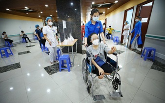 Disabled workers in Hanoi given COVID-19 jabs