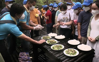 How are travel agencies in Ho Chi Minh City given go-ahead for tours after COVID-19 halt?