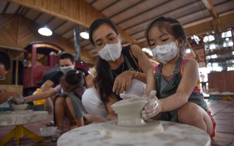 Pottery workshops a new favorite parent-child bonding experience in Ho Chi Minh City