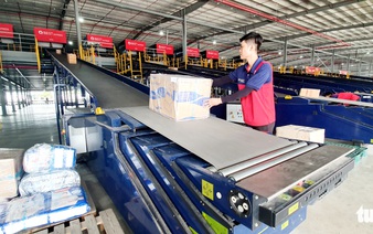 Vietnam’s logistics sector attracts abundant investment from foreign firms