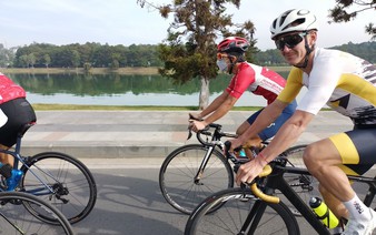 Ho Chi Minh City cycling club signs Russian biker ahead of annual race