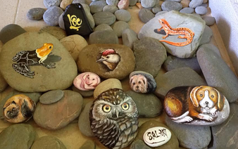 Drawing on stones in Vietnam