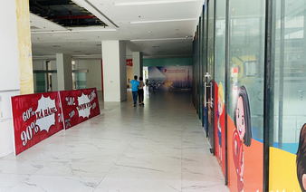 Retail spaces left vacant in Hanoi