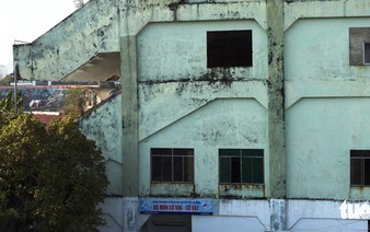 Chi Lang Stadium, once icon of Da Nang, in disrepair