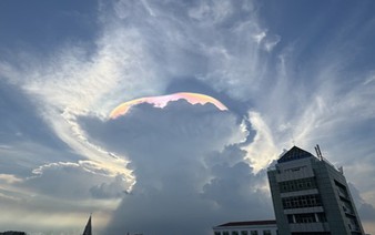 Iridescent clouds seen in Ho Chi Minh City sky