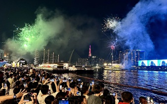 Ho Chi Minh City commences vibrant river festival