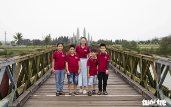 In central Vietnam, historic landmark Hien Luong Bridge to receive new coat of paint