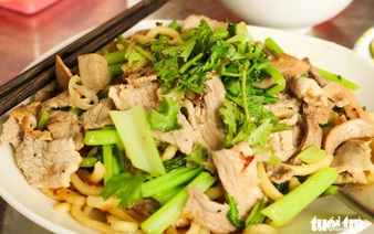 Noodle shop in Binh Duong delights diners with timeless Fujian recipe for three generations