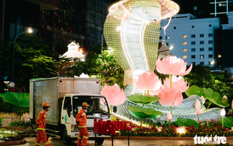 Nguyen Hue Flower Street in Ho Chi Minh City dismantled