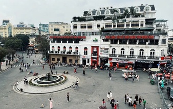 Hanoi to ban vans over 16 seats from Hoan Kiem Lake, Old Quarter next month