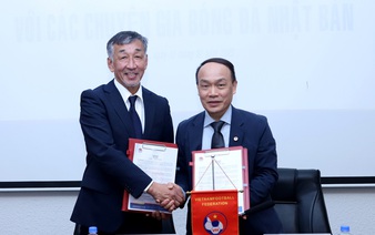 Vietnam Football Federation signs, extends talent development contracts with Japanese experts