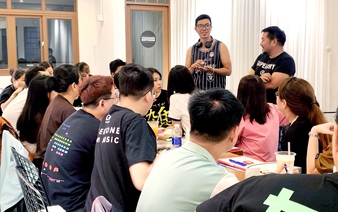 Ho Chi Minh City sports group offers free language courses to break financial barriers