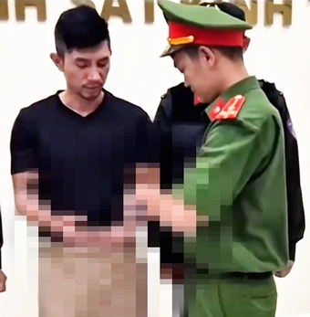 Video: Bắt tạm giam Lương Bằng Quang về tội đưa hối lộ, cùng Ngân 98 'chạy án'