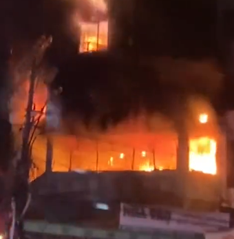 Cháy nhà trọ 4 tầng tại Nha Trang, nhiều tài sản bị thiêu rụi