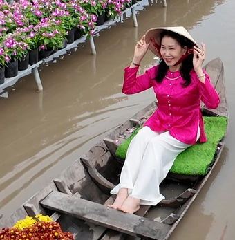 Du khách rủ nhau check-in làng hoa Sa Đéc khi Tết đã cận kề