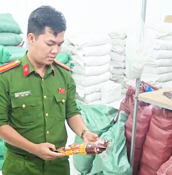 Đột kích Công ty Phương Nguyên sản xuất cà phê giả, tung ra thị trường 1 tấn mỗi ngày