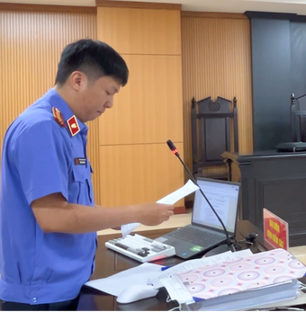 Tuyên phạt Nguyễn Đình Thắng 11 năm tù về tội khủng bố