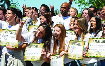 Sau những lựa chọn nội trú của bác sĩ