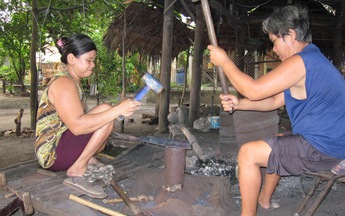 Những tay búa nữ