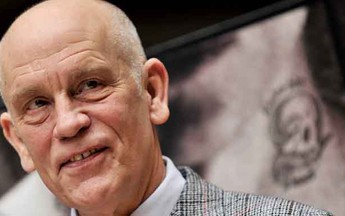 John Malkovich: sân khấu mới là tôi, còn phim là cuộc đời!