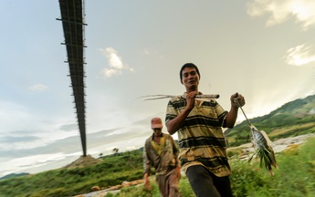 Cái sự nghèo quê tôi