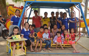 Lớp học của những bà giáo làng