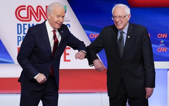 Ông Sanders tạm ngưng tranh cử: Người đi, lý tưởng ở lại