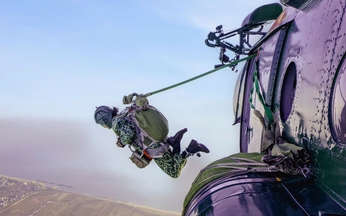 Vietnamese Air Force cadets, special forces train in parachute drills