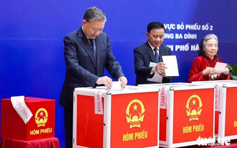 Nearly 79 million Vietnamese vote in parliamentary, local elections