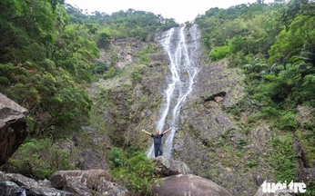 Hidden waterfall deep in Vietnam’s Truong Son jungle rewards one-day trek through primary forest