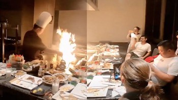 Đầu bếp trổ tài nấu nướng khiến khách đang ăn bỏ chạy tán loạn