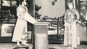 Đặc biệt: Hình ảnh nghệ sĩ Lệ Thủy năm 15 tuổi và chuyện lần đầu chạm "hào quang"