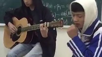Nhóm nam sinh cover "Hành lang cũ" siêu ngọt