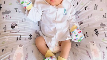 Giấu diếm chán, Hoàng Oanh cuối cùng cũng chịu khoe cận mặt rõ từng nét của quý tử lai Tây