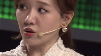 Hari Won bị ném đá khi phát ngôn: 'Những người thông minh ai cũng hiểu em nói gì'