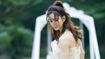 Lý Nhược Đồng tiết lộ mối tình đầy nước mắt với đại gia