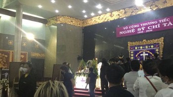 Hoài Linh nghẹn ngào nói lời tiễn biệt người anh Chí Tài lần cuối