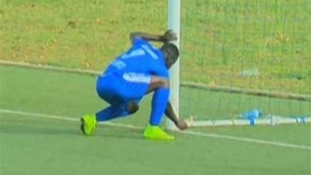 Cầu thủ từng phá bùa chú đối thủ cập bến V League?