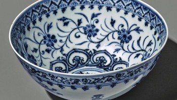Chiếc bát sứ mua ở chợ trời 35 USD được định giá 500.000 USD