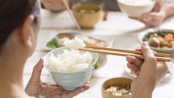 Sự thật về quan niệm 'ăn nhiều cơm gây béo phì'