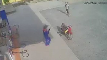 Đổ xăng mùa dịch Covid-19