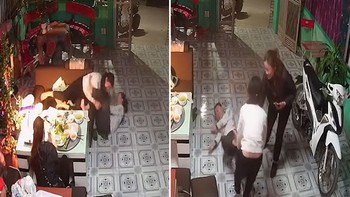 Mẹ bất lực với hai con gái giỡn nhau siêu lầy lội
