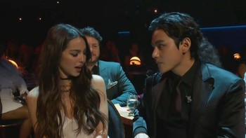Khoảnh khắc gây sốt 'Grammy 2022' của V (BTS) và Olivia Rodrigo