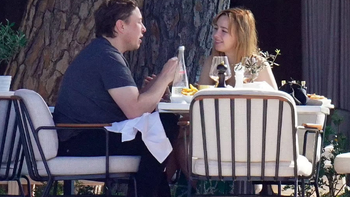 Tình trẻ kém 23 tuổi của tỉ phú Elon Musk