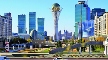 Kazakhstan: Qua Thiên San kìa ai tiễn rượu vừa tàn