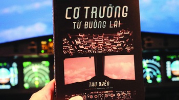 Cuốn sách của một cơ trưởng: Mở cánh cửa của 'buồng lái cằn cỗi"