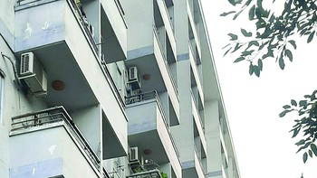 Nhà ở xã hội tại TP.HCM:  Người sống chen chúc, đất lại bỏ hoang