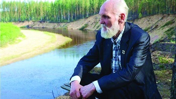 Văn xuôi Nga: "Từ khổ đau thể xác đến chai cứng tinh thần"
