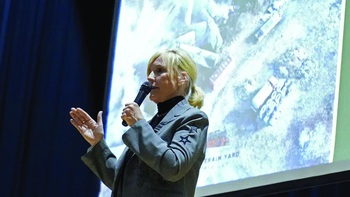 Cuộc "tái xuất" của Erin Brockovich
